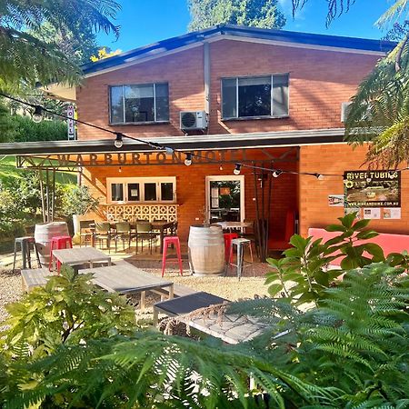 The Warby, Where Mid-Century Style Meets The Mountains Warburton Extérieur photo